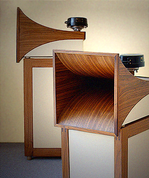 Auditorium 23 Hommage Cinema — horn-loaded loudspeakers in the Western-Electric tribute line, voiced for 8–15W tube amplification.
